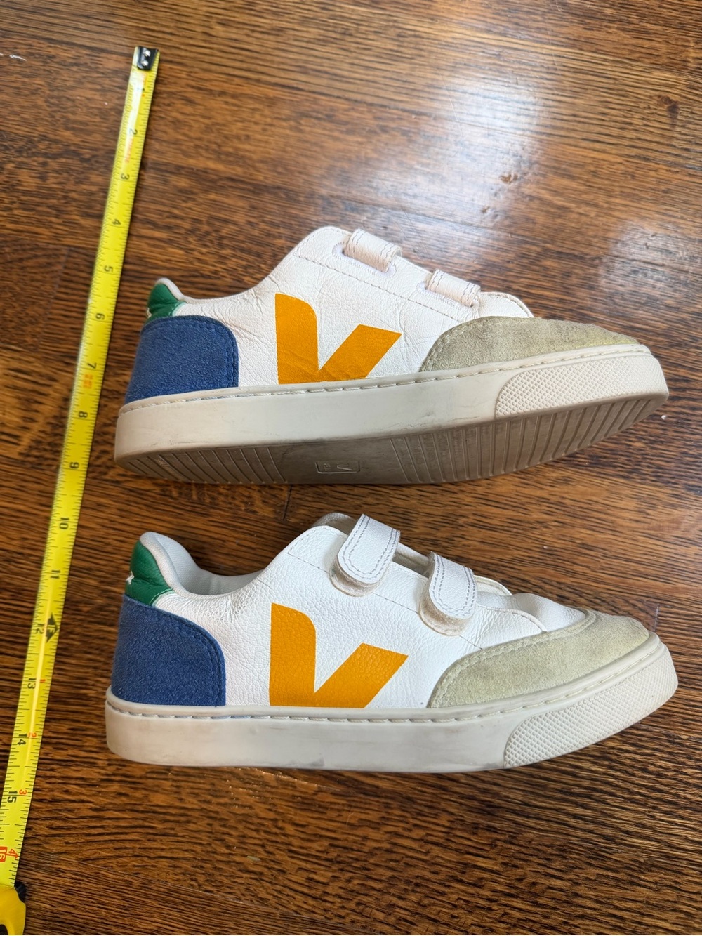 Veja boys Velcro sneakers size 3